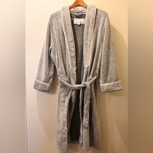 Oscar de la Renta Gray Plush Robe with Pink Label XL
